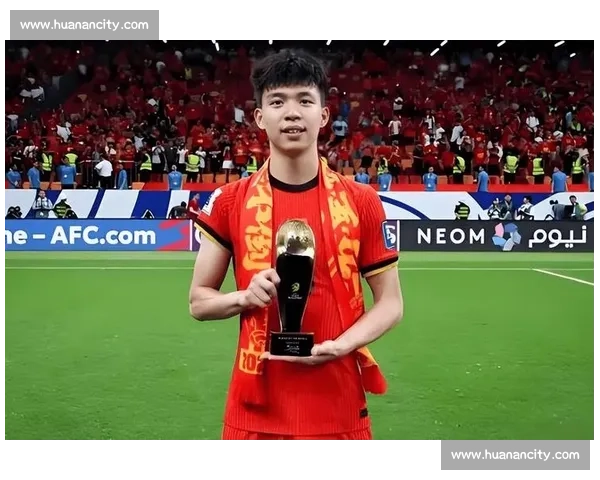 爆冷!新星横空出世,淘汰世界冠军,开启网坛新纪元!